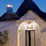 בית נופש Miratrulli & Trullo Dell'aia אלברובלו